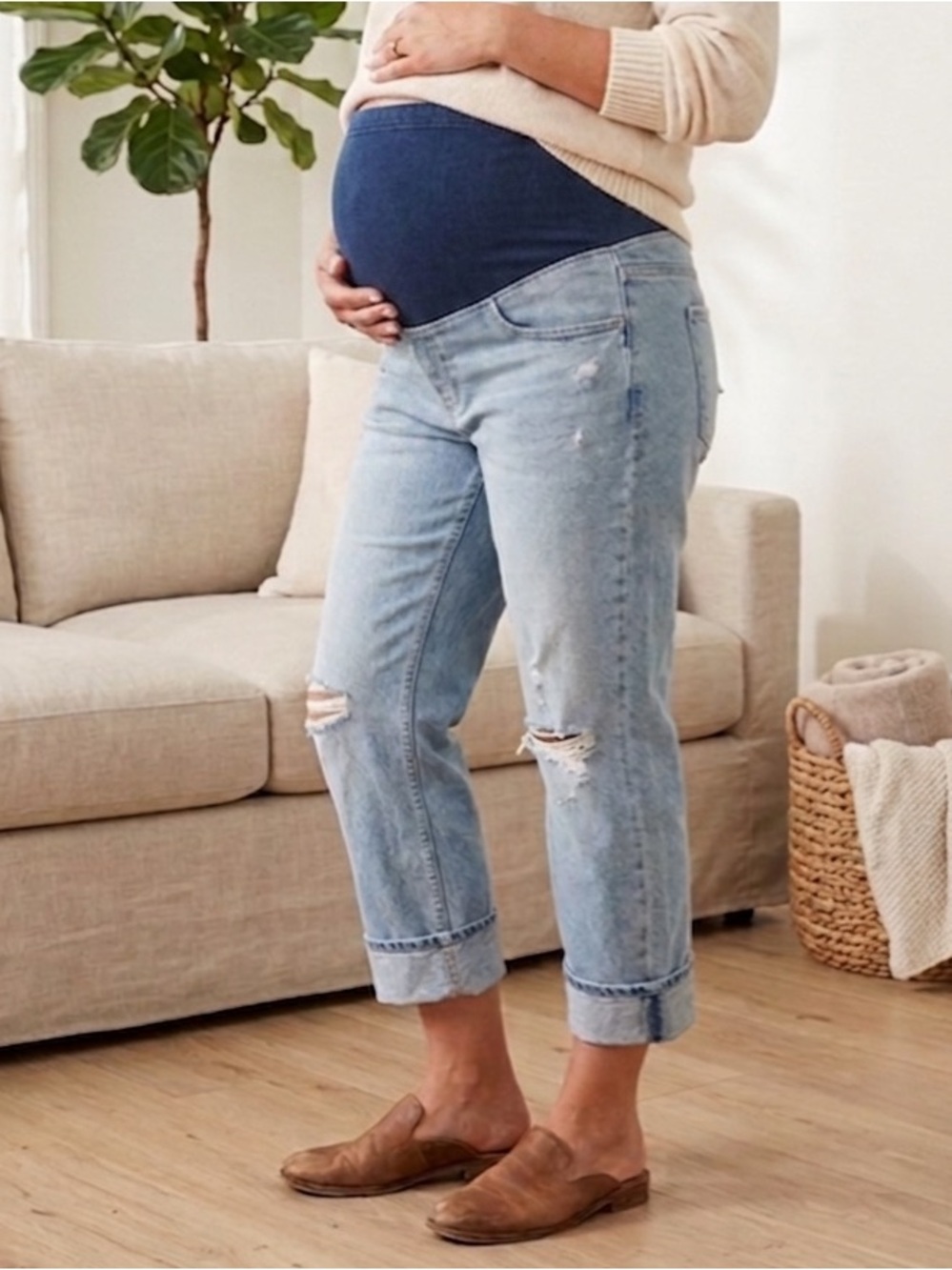 INGRID & ISABEL I Jean Cropped Vintage Straight Maternity Overbelly NWT 10/16